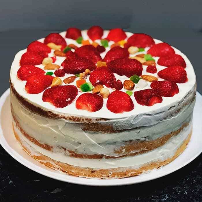 Пиріг полуниці з кремом